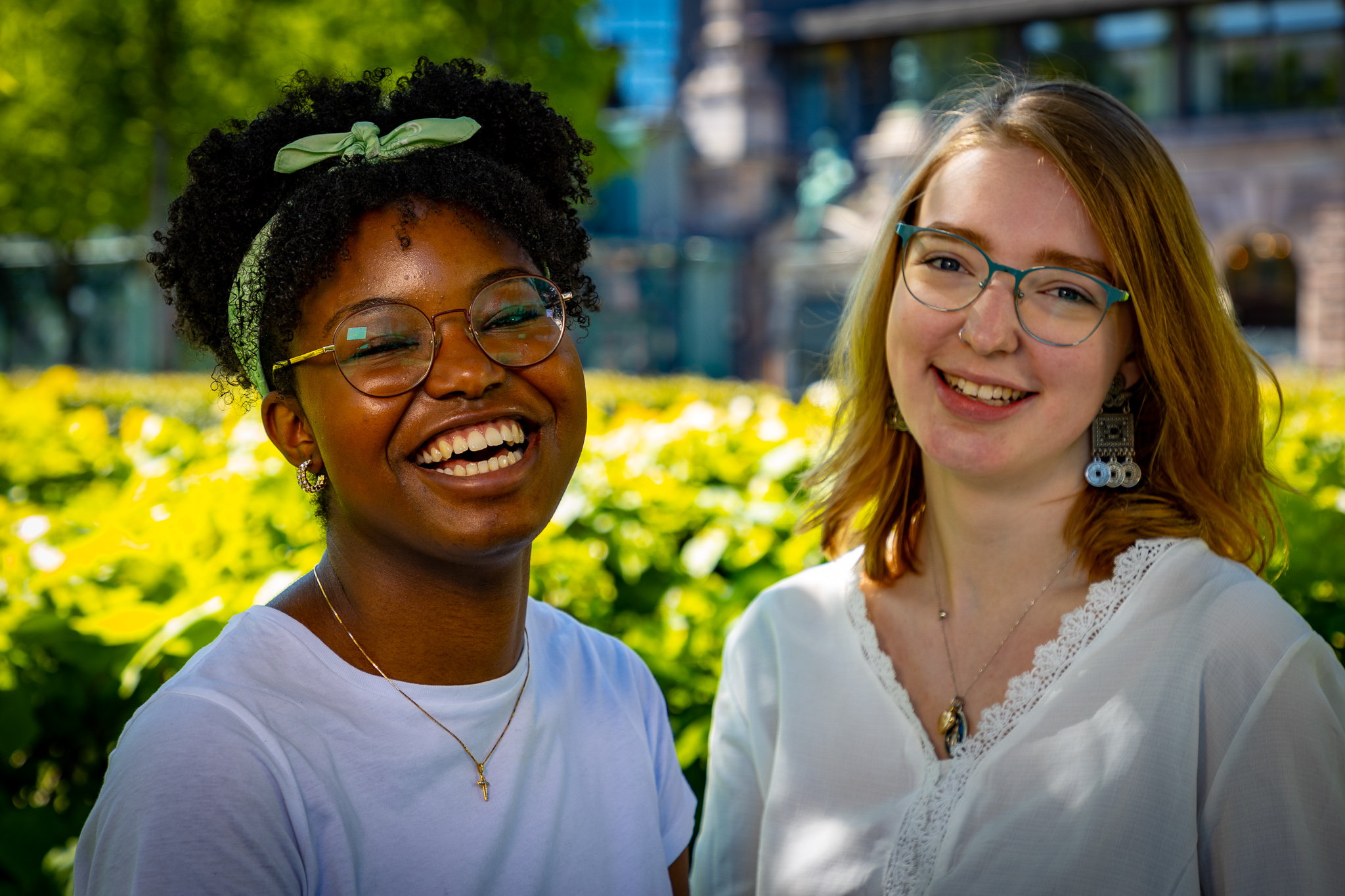 Idia Ehirhieme  och Clara Dahlgren är några av de lekmän som delar tankar och känslor om trons betydelse i deras liv.